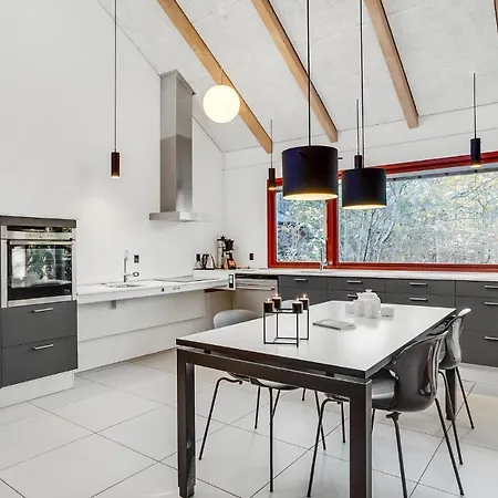 Feriehus In With Kitchen Grenå